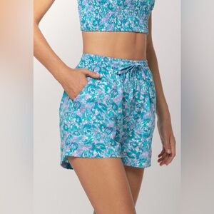Lusana Donovan Short in Alice Medium NWOT